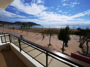Erstaunliche Wohnung Direkt Am Meer In Roses Inmosantos Oasis A1